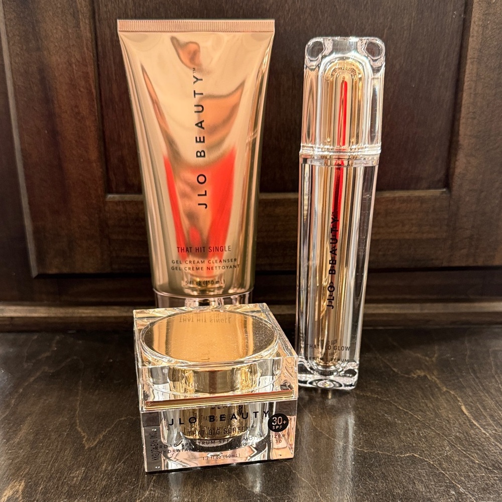 JLO Beauty Glow Set - Rose Gold Tones